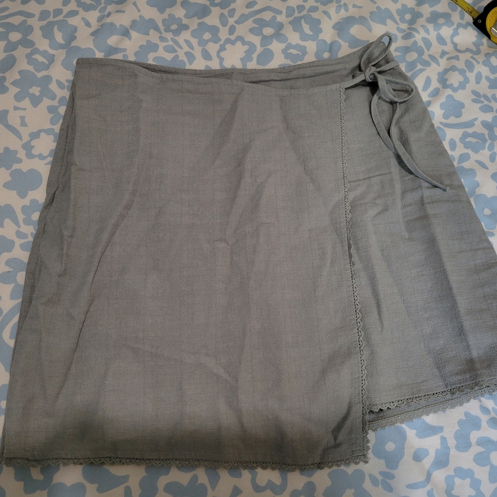 Altar'd State Light Gray/Blue Asymmetrical Wrap Skort